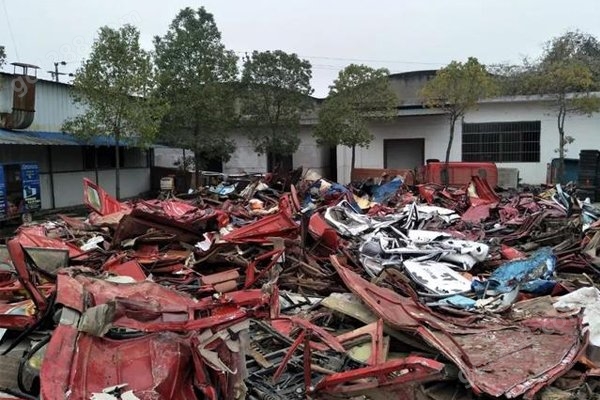 娄底工业废弃物规范销毁指南 废标签、废布料地毯及废树脂板处理全解析